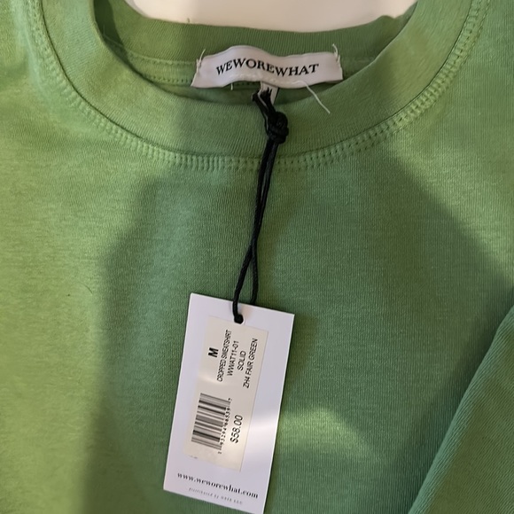 WeWoreWhat Active cropped crew neck in Fair Green NWT - Picture 3 of 5